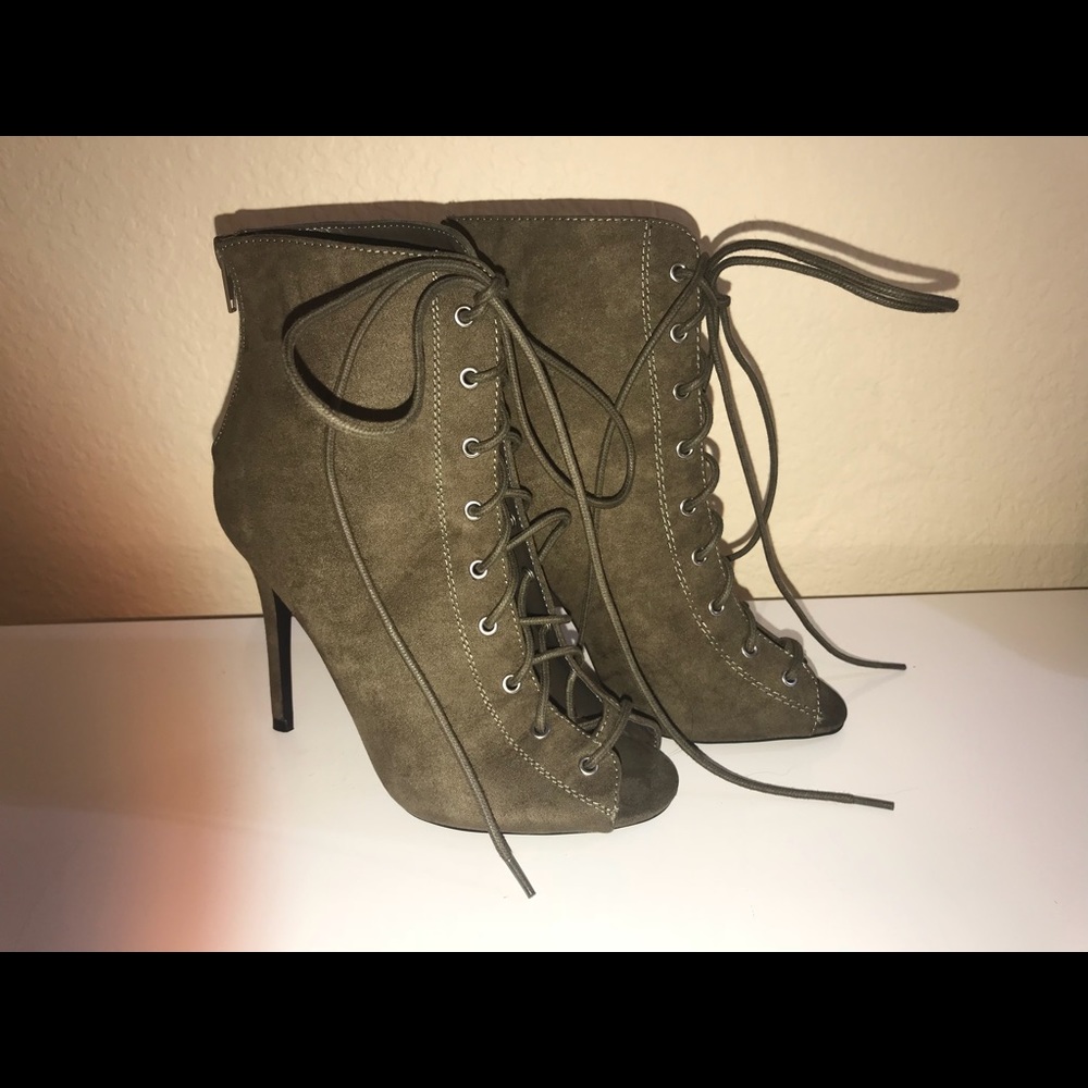 Cute olive high heel